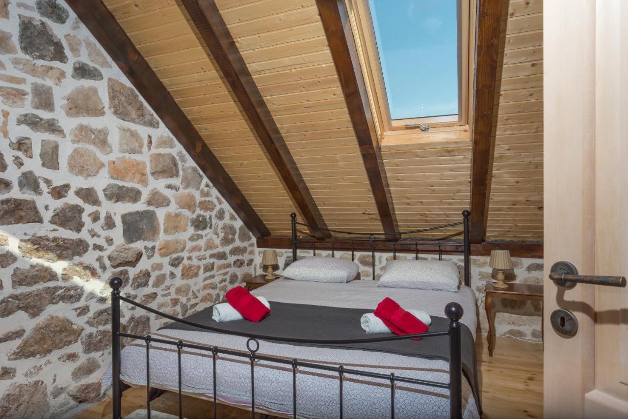 Villa Kuca Za Odmor Joko I Jeka Bogatić Exterior foto