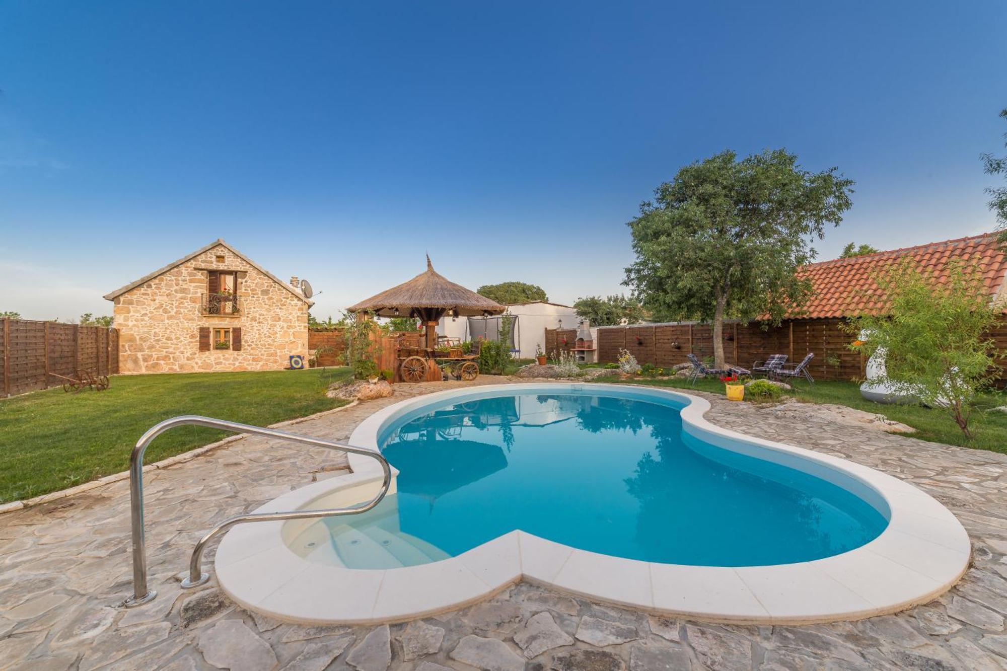 Villa Kuca Za Odmor Joko I Jeka Bogatić Exterior foto